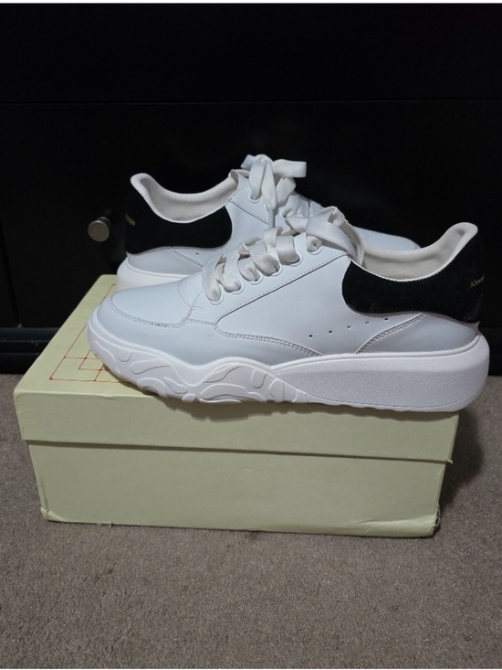 Alexander McQueen Other - Alexander McQueen White Sneakers with Black Heel Panel